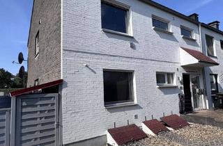 Haus kaufen in 46485 Wesel, Die Gelegenheit in Lackhausen: 2 Einheiten mit Stellplatz