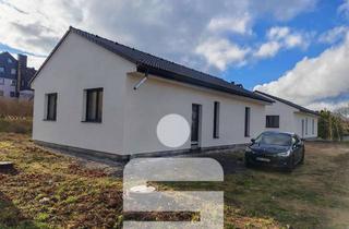 Einfamilienhaus kaufen in 95213 Münchberg, Einfamilienhaus mit Garage