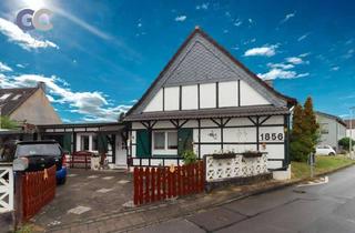 Einfamilienhaus kaufen in 40789 Monheim, Vermietetes historisches Einfamilienhaus mit Garten und Garage in Rheinnähe