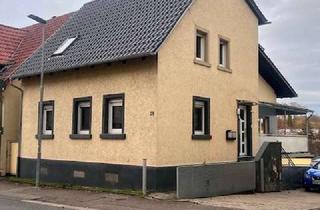 Haus kaufen in 74918 Angelbachtal, NEU! Charmantes Zweifamilienhaus mit Balkon & Gartenblick in ruhiger Lage von Angelbachtal