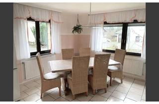 Haus kaufen in 56470 Bad Marienberg, Freistehendes EFH mit 5 Zimmern, Garage, Wintergarten und Garten