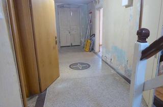 Bauernhaus kaufen in 56132 Dausenau, 8 Zimmer Bauernhaus mit beeindruckender Scheune für Liebhaber historischer Bauweise