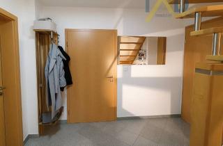 Einfamilienhaus kaufen in 56203 Höhr-Grenzhausen, Charmantes Einfamilienhaus mit großem Garten für unvergessliche Erlebnisse.