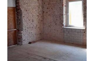 Mehrfamilienhaus kaufen in 39418 Staßfurt, Sanierungsobjekt - Entkerntes Mehrfamilienhaus. 400m² Wohnfläche.