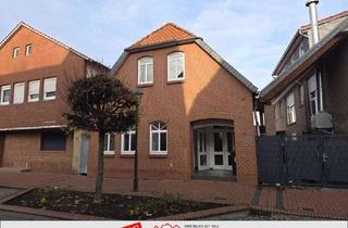 Haus kaufen in 31592 Stolzenau, Zweifamilienhaus mit Potenzial – zentrale Lage in Stolzenau - Online-Besichtigung verfügbar