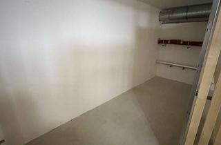 Gewerbeimmobilie mieten in Rodelweg 7a, 82067 Ebenhausen, Lagerfläche im UG mit ca. 8,57 m² zu vermieten