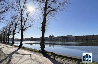 Anlageobjekt in 19055 Schelfstadt, 1A-Lage der Landeshauptstadt am Pfaffenteich - Stilvoll investieren!