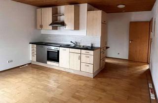 Gewerbeimmobilie kaufen in 83737 Irschenberg, Ideale Kombi: Wohnen & Arbeiten im OG eines Wohn- und Geschäftshauses