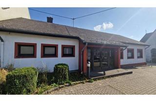 Gewerbeimmobilie kaufen in Saarstraße 21, 54422 Züsch, Ehemaliges Pfarrheim sucht neue Möglichkeiten