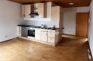 Gewerbeimmobilie kaufen in 83737 Irschenberg, Ideale Kombi: Wohnen & Arbeiten im OG eines Wohn- und Geschäftshauses