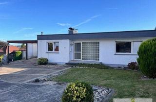 Haus kaufen in 59469 Ense, RESERVIERT: Individuell nutzbarer Bungalow mit herrlichem Weitblick & viel Potential in Niederense!