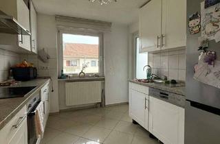 Wohnung kaufen in 78224 Singen, Charmante 3-Zimmer-Wohnung mit zwei Balkonen in Singen-Süd