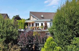 Wohnung kaufen in Kleinenbroicher Str. 72a, 41352 Korschenbroich, HELL, MODERN, ANSPRECHEND - GENERATIONENHAUS MIT ZWEI EIGENTUMSWOHNUNGEN, SCHÖNEM GARTEN, U.V.M