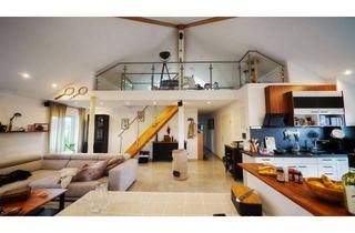 Wohnung kaufen in 75334 Straubenhardt, Charakter trifft Komfort: Neuwertiges Mehrfamilienhaus mit verstecktem Potenzial in idyllischer Lage