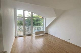 Wohnung mieten in Schillerstrasse 38, 04808 Wurzen, Wurzen* helle 3 Zimmer-Wohnung * Laminat* Tageslichtbad*Balkon* derzeit in Renovierung