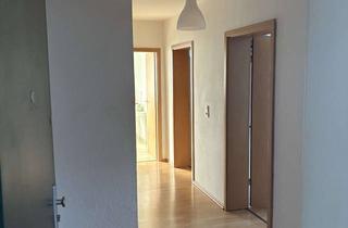 Wohnung kaufen in Am Sandberg, 51381 Lützenkirchen, Helle 2-Zimmer Erdgeschosswohnung mit Balkon in Leverkusen-Lützenkirchen
