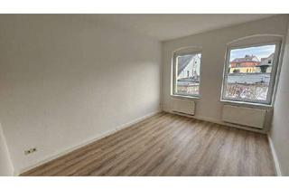 Wohnung mieten in Reuterstr., 01705 Freital, Schön helle, modernisierte 2-Zimmer-Wohnung mit komfortablem Zuschnitt