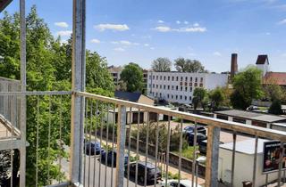 Wohnung mieten in König-Heinrich-Straße 31, 06217 Merseburg, Großräumige 3-Raum-Wohnung mit Balkon im 1. Obergeschoss