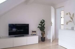 Wohnung mieten in Siebachstraße 21, 50733 Nippes, 2-Zimmer-Dachgeschosswohnung in Köln-Nippes - Altbau