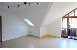 Wohnung mieten in 82362 Weilheim, Helle 3-Zimmer Dachgeschosswohnung mit Balkon in Weilheim i.OB