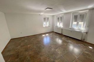 Wohnung mieten in 72108 Rottenburg, 3-Zimmer-Wohnung im Zentrum von Rottenburg am Neckar