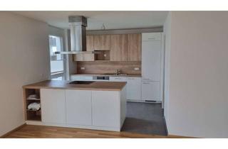 Wohnung mieten in Marie-Kurz-Hof, 72762 Reutlingen, Attraktive 4-Zimmer-Wohnung mit Balkon im 1. OG in Reutlingen