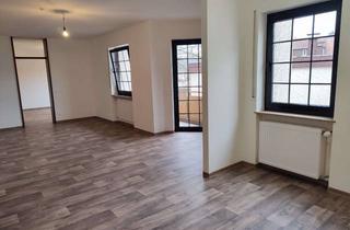 Wohnung mieten in Handwerkerstraße, 66740 Saarlouis, Modernisierte 2- Zimmer- Wohnung mit Balkon direkt in der Saarlouiser Innenstadt
