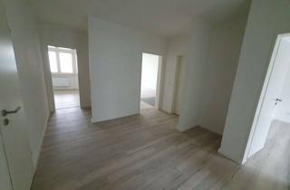 Wohnung mieten in Auf Der Reith 28, 31515 Wunstorf, 4 ZWG mit Balkon. Wunstorf Kernstadt, Generalsaniert