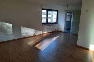 Wohnung mieten in 71065 Sindelfingen, Schöne 4-Zimmer Wohnung Goldmühlestr. mit top Anbindung an S-Bahn und Einkaufsmöglichkeiten