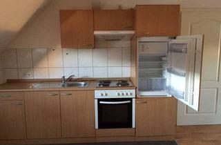 Wohnung mieten in Altrheinstraße 14, 68305 Waldhof, Helle 2-Zimmer Dachgeschosswohnung in Mannheim-Waldhof