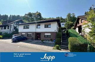 Einfamilienhaus kaufen in 53937 Schleiden, Einfamilienhaus mit Einliegerwohnung in ruhigem Wohngebiet mit Garage und Garten, Schleiden