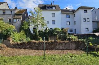 Mehrfamilienhaus kaufen in Layenstraße 98, 55743 Idar-Oberstein, Mehrfamilienhaus mit 4 Wohneinheiten, Garten & Garage – Renditeobjekt