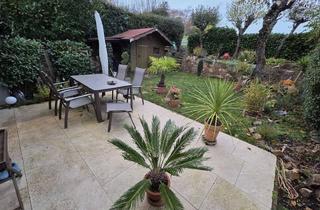 Doppelhaushälfte kaufen in 65510 Idstein, Einziehen und wohlfühlen!Doppelhaushälfte in Feldrandlage mit Fernblick und Doppelgarage