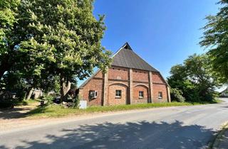 Haus kaufen in 23936 Roggenstorf, Denkmalgeschützte Scheune im Klützer Winkel