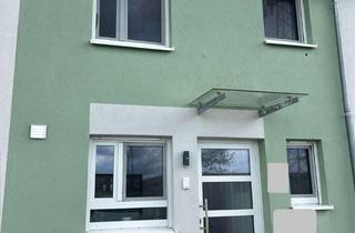 Haus mieten in 76870 Kandel, Gepflegtes Reihenhaus mit 4 Zimmern und eigenem Garten in Kandel