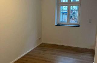 Gewerbeimmobilie mieten in Kernhofer Straße, 10317 Lichtenberg, Kleine Gewerbeeinheit in der Kernhofer Strasse zu vermieten....