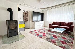 Haus kaufen in 72414 Rangendingen, Rangendingen - Zweifamilienhaus mit großer Garage, zwei Wohnungen und ausbaufähigem Dachgeschoss