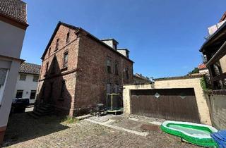 Haus kaufen in 66976 Rodalben, Rodalben - +++Stattliches 3-Familienhaus im Stadtzentrum mit Hof und großer Garage+++