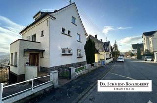 Einfamilienhaus kaufen in 57518 Betzdorf, Betzdorf - Gemütliches Einfamilienhaus in guter Lage von Betzdorf. Derzeit vermietet.