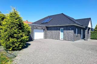 Haus kaufen in 29331 Lachendorf, Lachendorf - Neuwertiger Bungalow mit großer Garage und Ausbaureserve