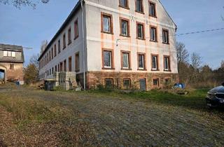 Haus kaufen in 09328 Lunzenau, Lunzenau - 3 Seitenhof, Grundstück Sachsen