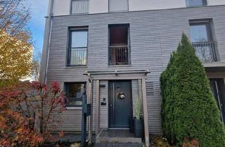 Doppelhaushälfte kaufen in 83043 Bad Aibling, Bad Aibling - Moderne Doppelhaushälfte mit Pool, PV-Anlage und Carport