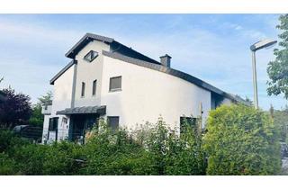 Haus kaufen in 76227 Karlsruhe, Karlsruhe - Wohnen am Geigersberg - Rarität mit Pool, Garten & spektakulärer Aussicht