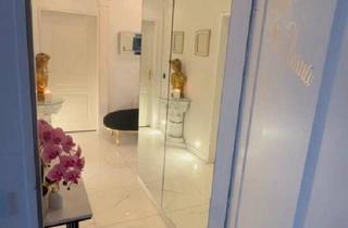 Wohnung kaufen in 53757 Sankt Augustin, Sankt Augustin - Moderne Eigentumswohnung mit großer Terasse &Blick auf den M.Berg