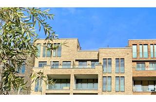 Wohnung kaufen in 20457 HafenCity, Traumhafter Wasserblick: „Alte Hafencity“ nahe Elbphilharmonie! Neuwertig!!!