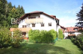 Wohnung kaufen in 87487 Wiggensbach, Freistehende 3,5 Zimmer Wohnung mit großem Südbalkon, TG, Stpl, Einbauküche - in Wiggensbach
