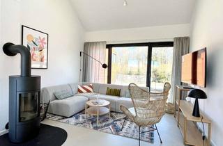 Wohnung kaufen in 24321 Hohwacht, Das ist ein gutes Weihnachtsgeschäft: Festlich geschmückte Ferienwohnung mit ca. 5% Renditen