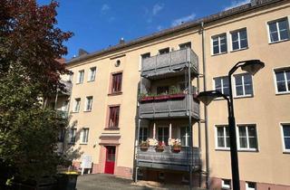 Wohnung kaufen in 08056 Zwickau, Charmante 2-Zimmer-Dachgeschoss-Wohnung in Zwickau