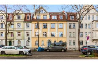 Wohnung kaufen in 99085 Krämpfervorstadt, Historischer Charme, modern saniert, stadtnahes 3-Zimmer-Dachgeschosswohnung mit Balkon
