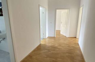 Wohnung mieten in Oschatzer Straße, 04299 Stötteritz, **MODERNE LICHTDURCHFLUTETE 2-RWG**ALTBAUCHARME, TAGESLICHTBAD, BALKON**WE 09***